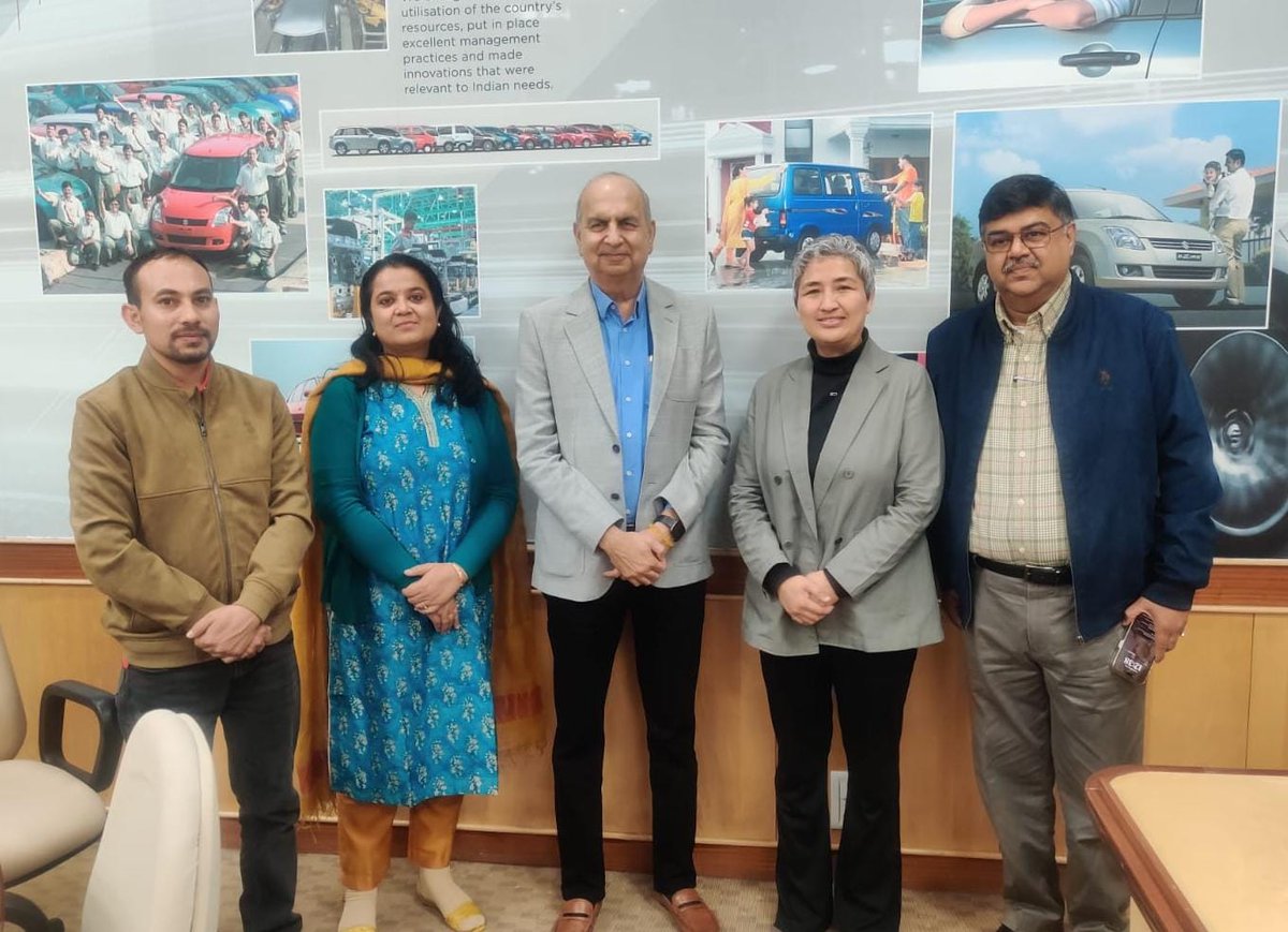 LadakhSecretary's tweet image. Met with Rajesh Uppal  Member Executive Board and Salil Lal, Vice President &amp;amp; CHRO, Anamika Parihar, GM HR of @Maruti_Corp at their Gurgaon plant, discussed collaboration for industry connect for students of #ITIs,  #Polytechnics &amp;amp; degree colleges of #Ladakh. Looking forward !