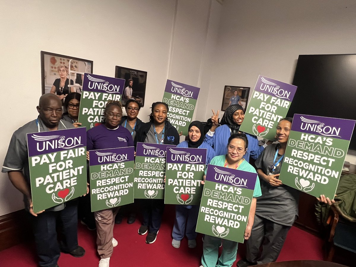 HCA member meeting yesterday at St Mary’s Hospital 👏 great seeing all of the HCA’s coming together to fight for their rebanding! #PayFairForPatientCare #PutNHSPayRight #teamUNISON💜💚