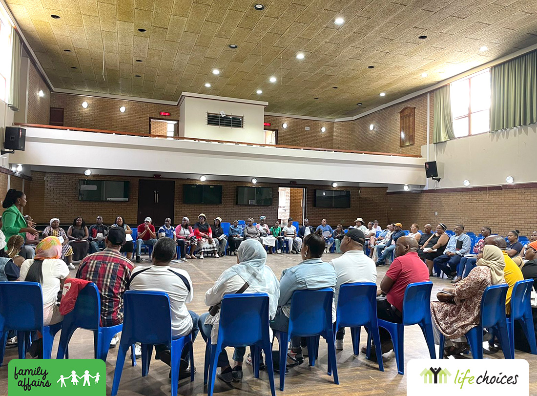 A big thank you to partner organisation, Go for Gold, for inviting Life Choices' Family Affairs programme to run a workshop with the parents of learners on their programme! 
#FamilyAffairs #Workshop #Parenting #ParentingWorkshop #StagesofDevelopment #ParentingStyles