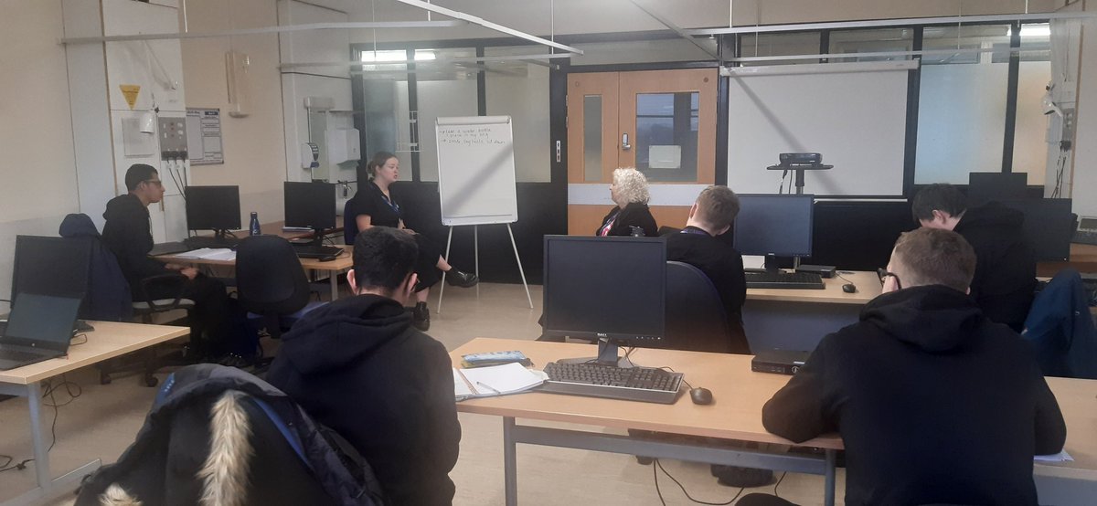 DFN_PS_Kendal's tweet image. Huge thank you to Alice from @kendalcollege who came to deliver an excellent workshop on preparing for interviews this week #inclusionrevolution #supportedinternship #dfnprojectsearch