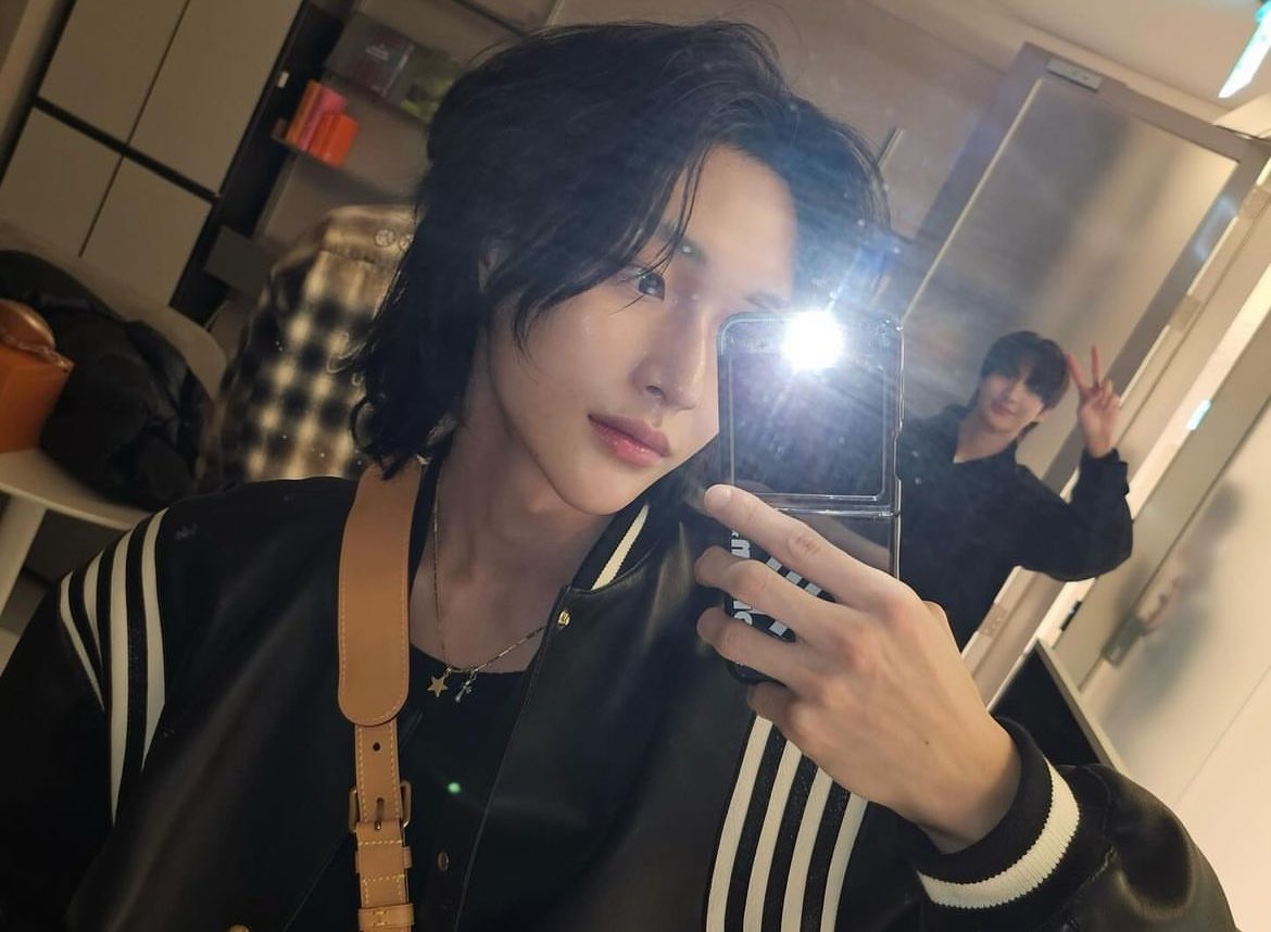 뒤에 강아지는 빈님이 키우시는 강아지인가요?