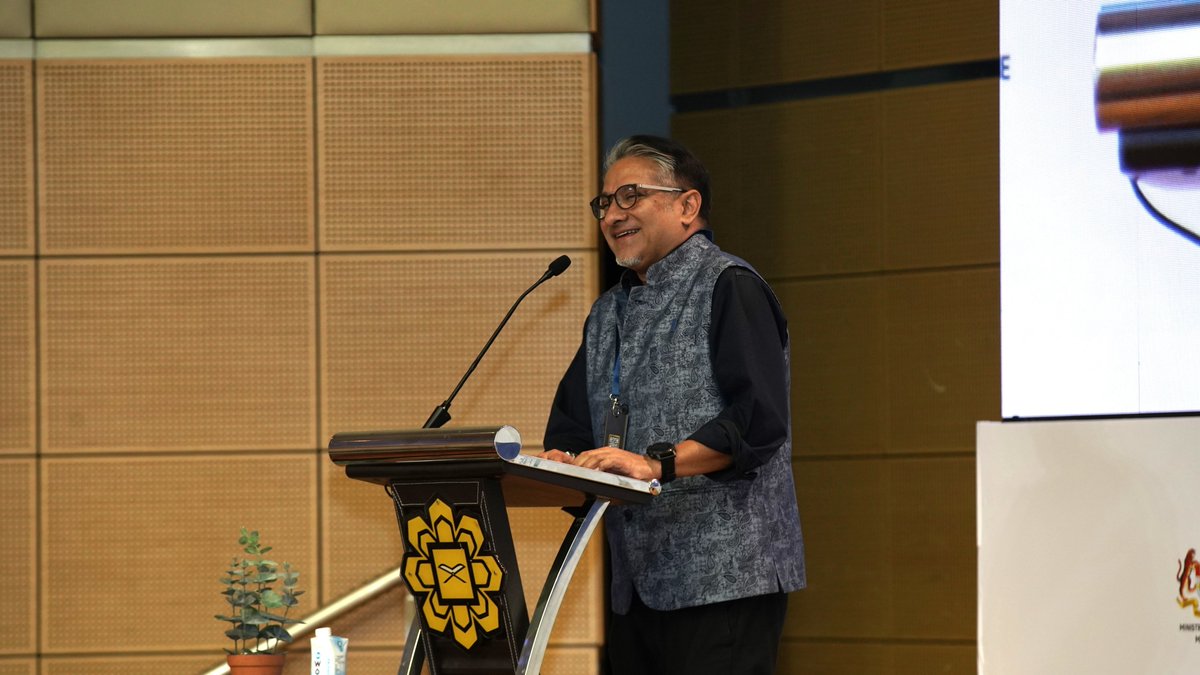 t the 15th #ICIEF session 'Innovations in Islamic Finance' #MyUNDP RR @banniloy highlighted🇲🇾's innovations, including Value-Based Intermediation (VBI) and iTEKAD. He added that rigorous impact measurement & management will help #islamicfinance tell its stories more effectively.