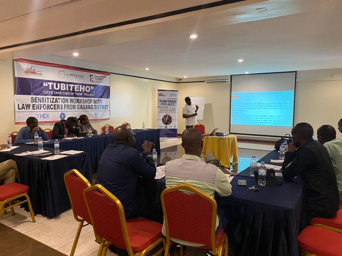 Sfrwanda1's tweet photo. Today,@Sfrwanda1 with support of @expertisefrance under #TubitehoProject working on drug harm reduction,conducted a sensitization workshop with law enforcers from @Gasabo_District to introduce them the project and seek for their collaboration support @RwandaHealth @CityofKigali https://t.co/NWqbhP8yVM