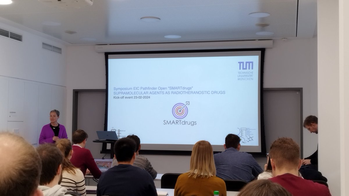 Ready for some science at the <a href="/SMARTdrugs_/">SMARTdrugs</a> first symposium.

Very interesting day ahead.