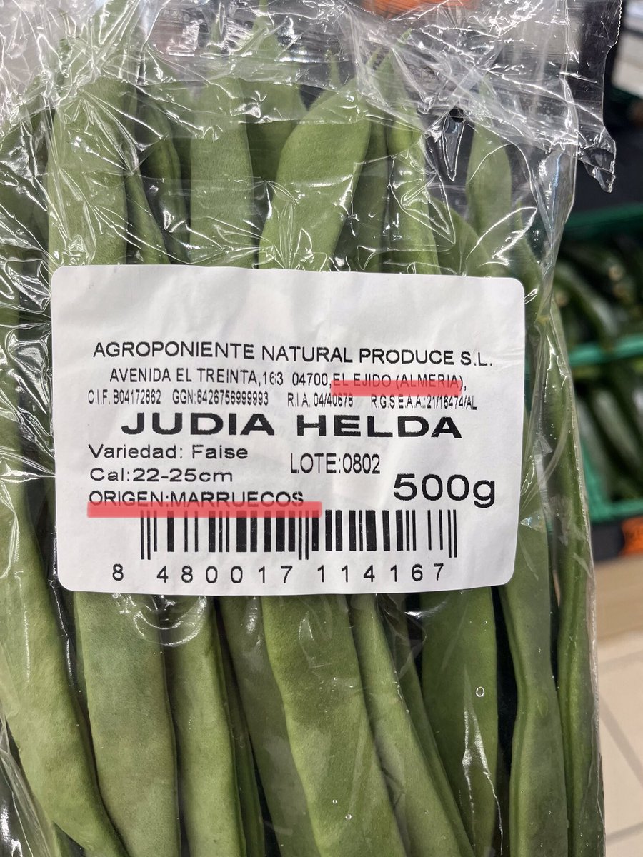 ____Belen__'s tweet photo. Y con esto qué hacemos?
Productos de Marruecos 🇲🇦 embasados y comercializados en #ElEjido #Almeria #Agroponiente 
@voxalmeria @PP_Almeria #tractorada #ElCampoNoSeDetiene https://t.co/cYzHR3o7aX