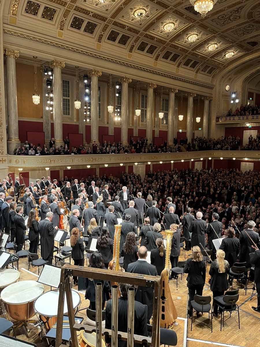 What a piece and what a remarkable concert @Konzerthauswien: Gustav Mahlers Symphony No.9: @Vienna_Phil conducted by Franz Welser-Möst