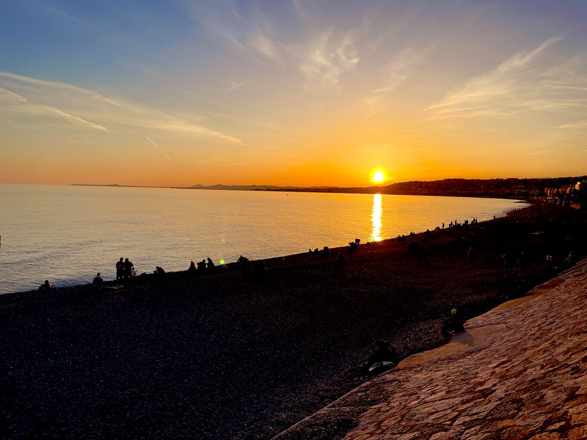 jmlpyt's tweet photo. Depuis La Promenade des Anglais à Nice
#nice #nice06 #explorenicecotedazur #visitcotedazur #frenchriviera #laprom #jmlpyt #photography #picoftheday #photographyoftheday #artistephotographe #fierdusud #cotedazurfrance #ilovenice https://t.co/079Fh5lIeL