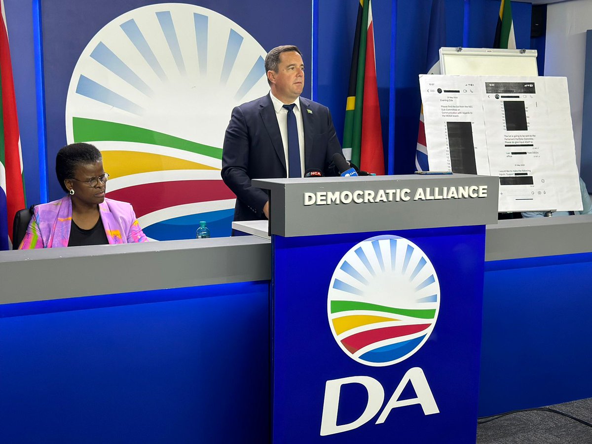 Our_DA's tweet photo. 🔴 [LIVE NOW] Watch as the DA announces the next steps in the fight against ANC cadre deployment corruption.

Broadcast links. 🔽

YouTube: https://t.co/QPQPD1Zta5

Facebook: https://t.co/3wXlZCUYEk

#CadreDeploymentRecords #CadreGate