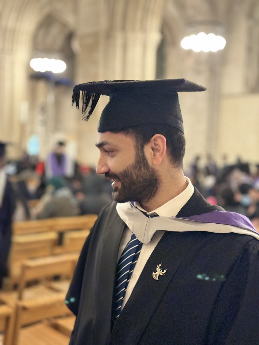 Manoo_Moody's tweet photo. Shukar Alhamdulillah. Officially Graduated from @UniofHerts  🥰🥰 https://t.co/MAm1ExdpJM