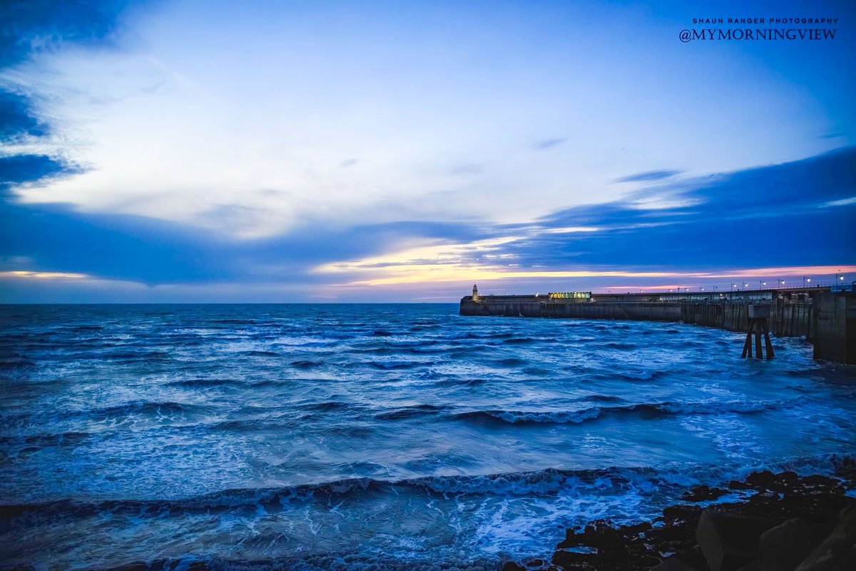 My Morning View

#clouds #lighthouse #folkestoneharbourarm #morning #mymorningview #creativefolkestone #sunrise #PhotoOfTheDay #folkestoneandhythedc #waves #scenery #kent