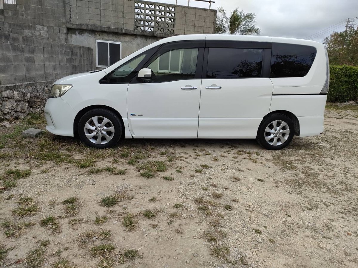 y4kaB's tweet photo. 増車？庭から生えてきました https://t.co/tqV7lOeZdy