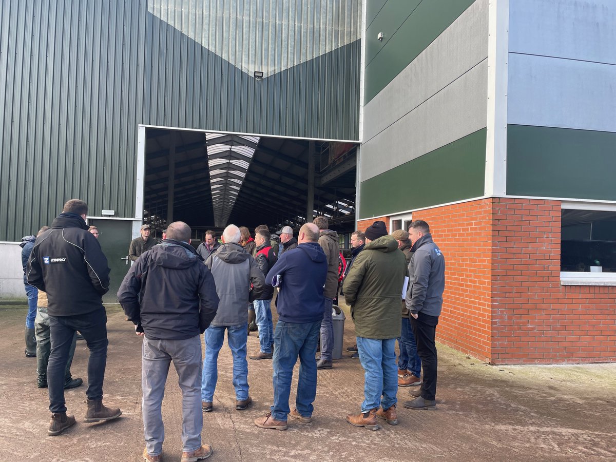 ARN_Home's tweet image. What a fantastic turnout for our Advanced Robot innovation tour. Southwest England &amp;amp; Wales met Southwest Scotland for some great debate and learning. Thanks to our hosts and everyone who took time out from their own farms to attend. See you on the next tour! 
#roboticmilking