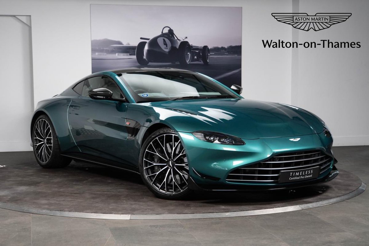 HWM_AstonMartin's tweet photo. This is such a cool Vantage F1 Edition spec:

-Delete rear wing
-Delete graphics pack
-Carbon Performance seats &amp; ceramic brakes very much present!

2023 Aston Martin Vantage 4.0 V8 F1 Edition 
Mileage 1,350 miles

https://t.co/Gsqf2JDQj5 https://t.co/7CdMAisdoA