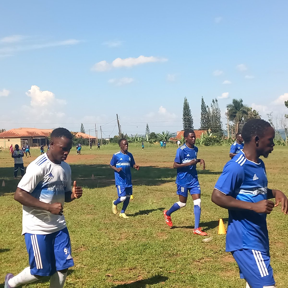 JFU2062's tweet photo. #4Hr To MD11|Madfa League
Kiwafu Lions VS NAWANKU Fc
Date:23|2|2024
Venue:Kansanaga HL KCCA
#WeAreNawanku Fc
#No retreat no surrender ✨️
#TheAtlas Lions 🦁
#KIWNAW
#20Pts 6 W,2L & 2L
#RoadToKRL
#WeArePrideOfKatwe1Parish https://t.co/DvUC3lRBSo