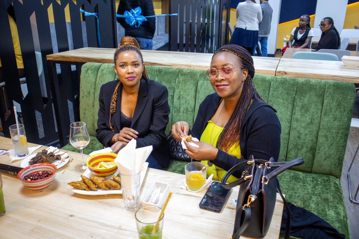 Horizons_KE's tweet image. Experience the synergy of shared ideas, events, and endless opportunities for growth at Horizons Offices! Our networking events set the perfect environment for effortless interactions and the exchange of ideas with industry peers and beyond.
#NetworkingHub #CommunityEvents