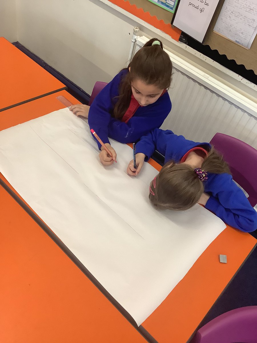 MrsNEdwardsTPS's tweet photo. We’ve been making good use of the white roll of paper this week! We’ve been practising our measuring skills and measuring in mm. https://t.co/PKiVP5uEvO