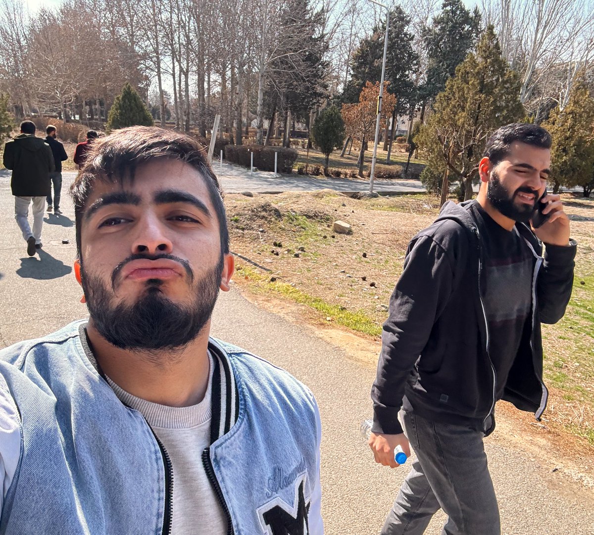moaming22's tweet photo. نام اثر : ۸ دقیقه بعد کنکور 🥴 https://t.co/HKHolgXVOJ