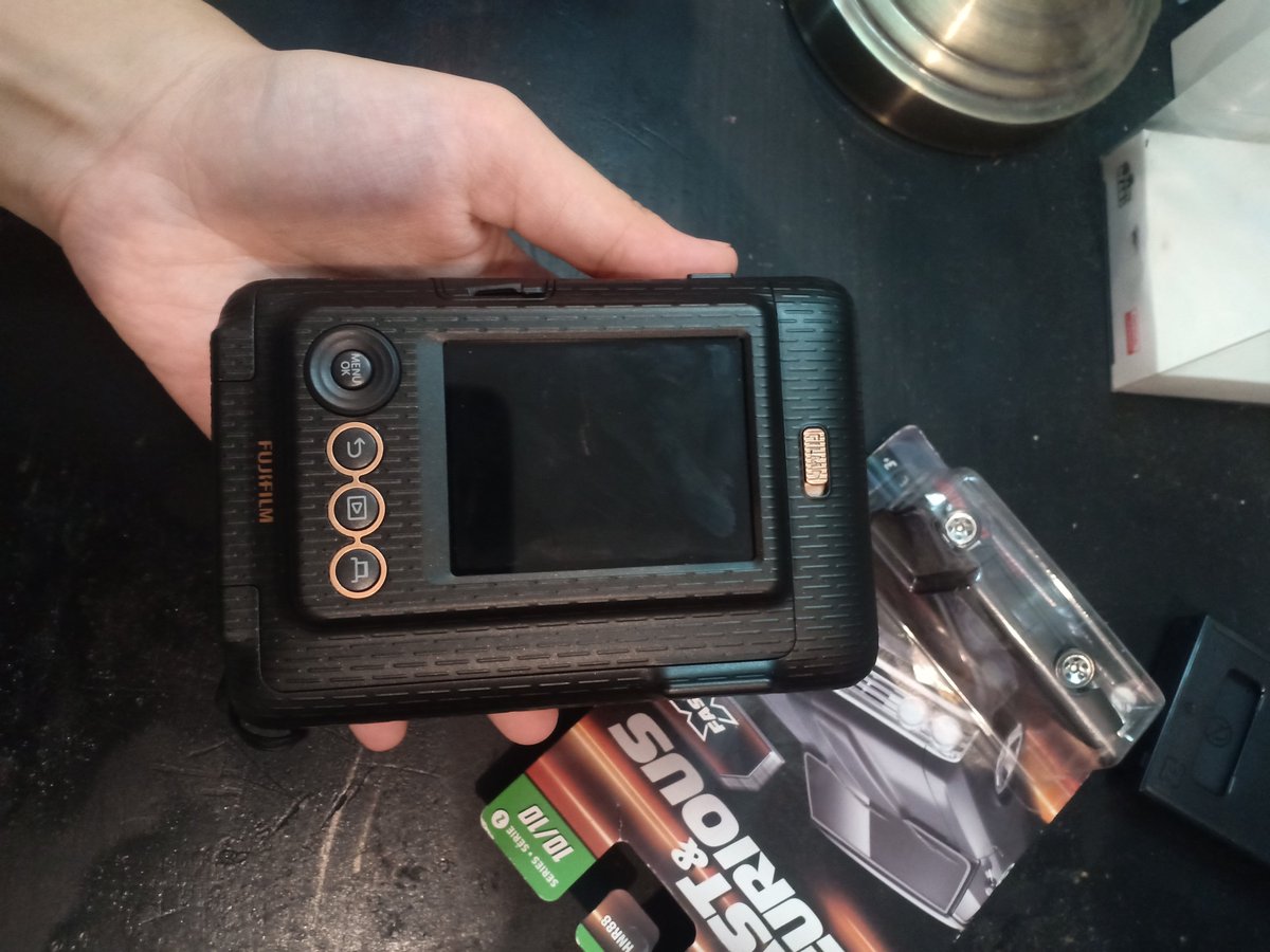 wts digital camera tweet media