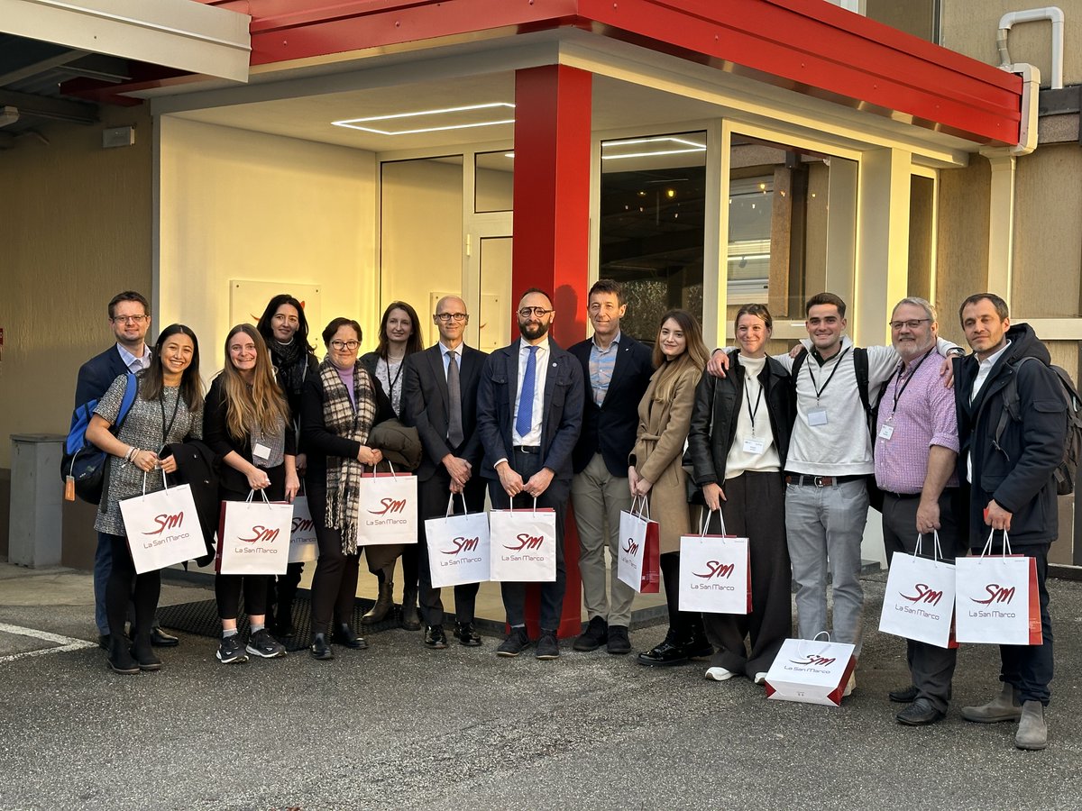 MIBSchoolManagement (@mibschool) on Twitter photo Big thanks to <a href="/LaSanMarco/">La San Marco</a> for hosting our MBA participants and <a href="/CrummerBusiness/">Crummer Graduate School of Business</a> MBA participants! 🌟 Your insights into espresso excellence made their joint project unforgettable.
#MBAExchange #InnovationInCoffee Big thanks to <a href="/LaSanMarco/">La San Marco</a> for hosting our MBA participants and <a href="/CrummerBusiness/">Crummer Graduate School of Business</a> MBA participants! 🌟 Your insights into espresso excellence made their joint project unforgettable.
#MBAExchange #InnovationInCoffee