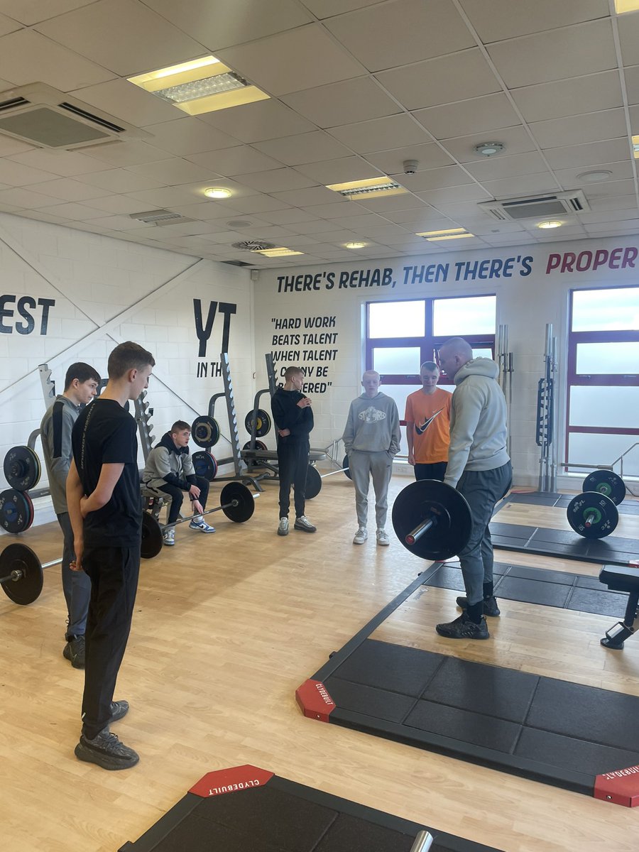 JamieMcM99's tweet photo. Another cracking day this week working with Mark at the Pro Performance Gym 👍🏼. Plenty of hard work as always and practised some relaxation techniques afterwards💪🏼🧘‍♂️.

#HubInTheCommuity💙 
#TeamWhitehill🏆 

@WhitehillSec 
@jamie57539237 https://t.co/juHUMjdMLW