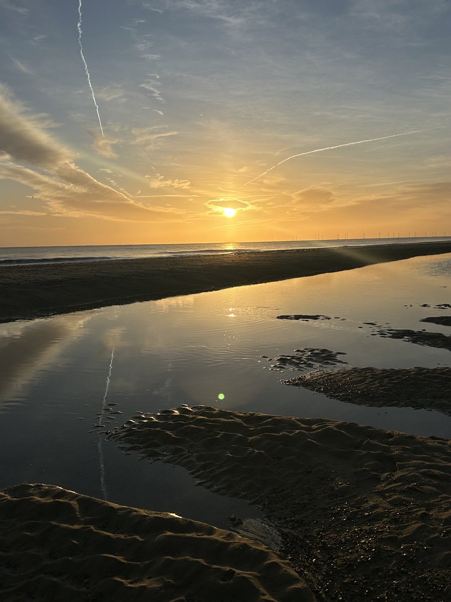 I’m heading on annual leave and back on Thursday 7th March. Here is one of my favourite Norfolk sunrise spots I’ll be enjoying.
