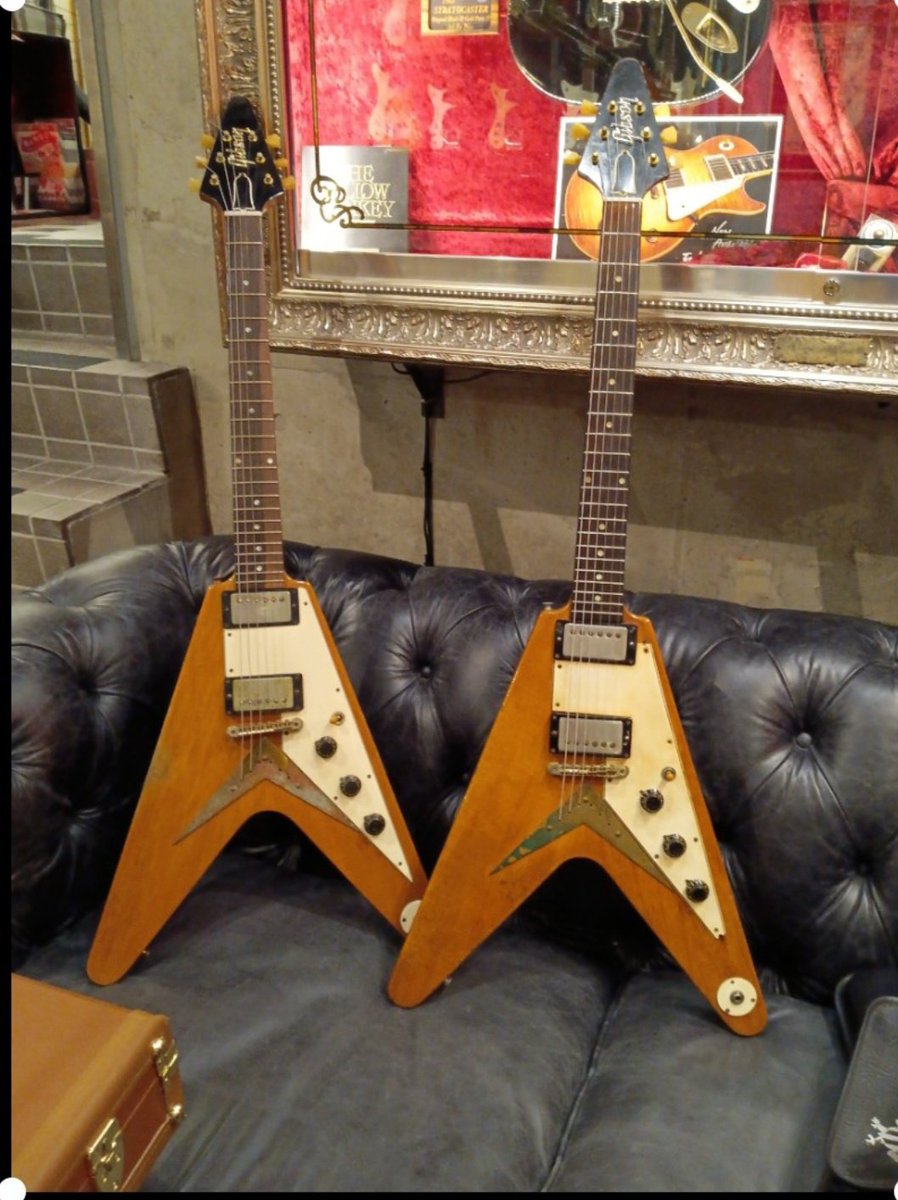nagaimichi0's tweet photo. #Gibson
#Vintage
#KORINA
#FlyingV
#Reissue のままなのは…
#SmallHead だからwww https://t.co/8CgyuQEssW