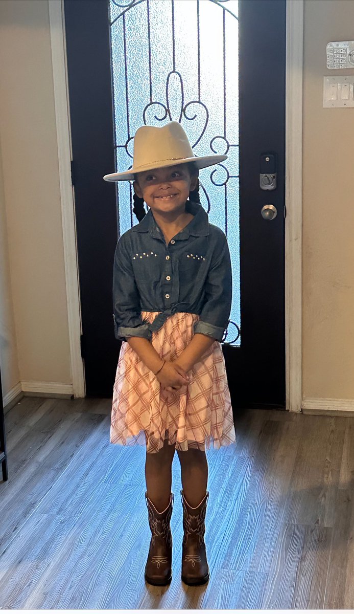 Go Texan Day! To our little 🦊 cub! @KleinISD 🤠🐮