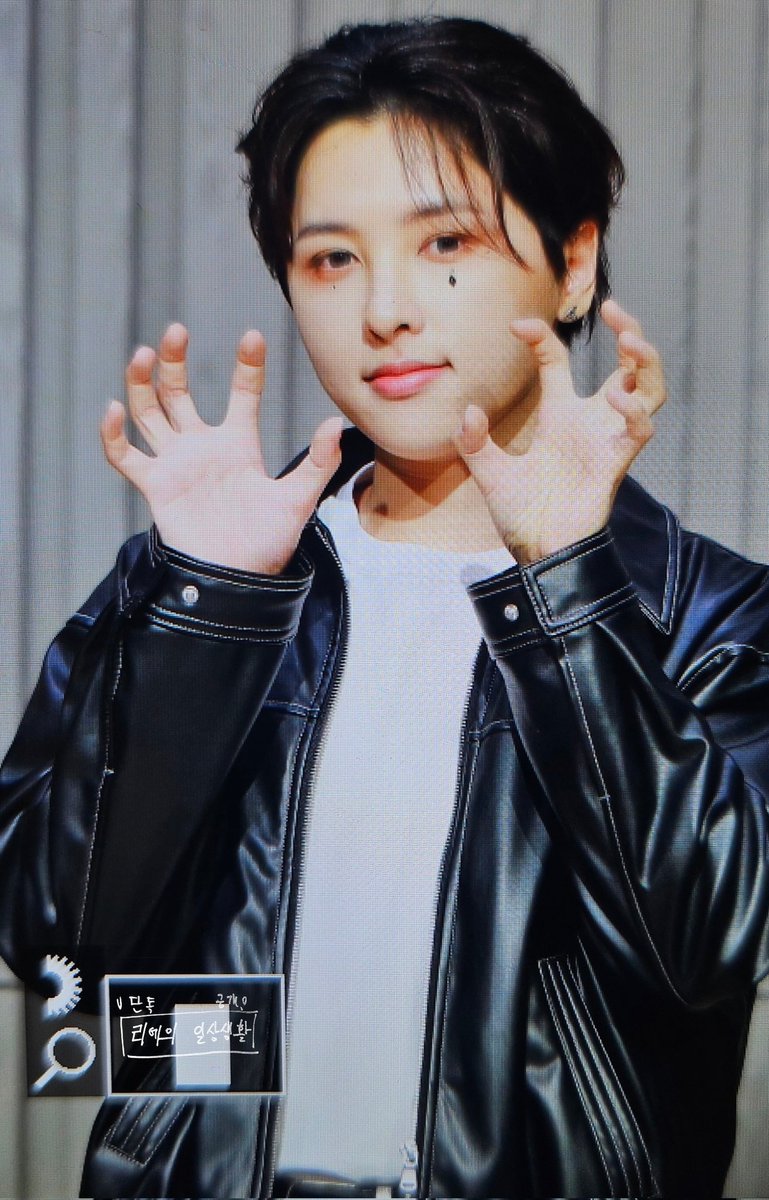 116page's tweet photo. 240223
귀여워ㅠㅠㅠㅠ

#성호 #리에 #이성호 #RIE #준지 #온리원오브 #onlyoneof @OnlyOneOfmember @OnlyOneOf_twt https://t.co/lDDujYFJrG