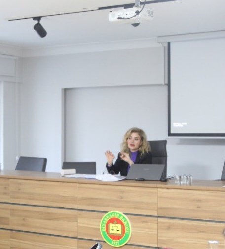 dbegitimmerkezi's tweet photo. Şubat Ayı Eğitim Programı kapsamında “Boşanma Davaları” konulu Atölye Çalışması yapıldı. Katkılarından dolayı Av. Zeynep Şükran AYSAN'a teşekkür ederiz. https://t.co/EjMsg1mR19