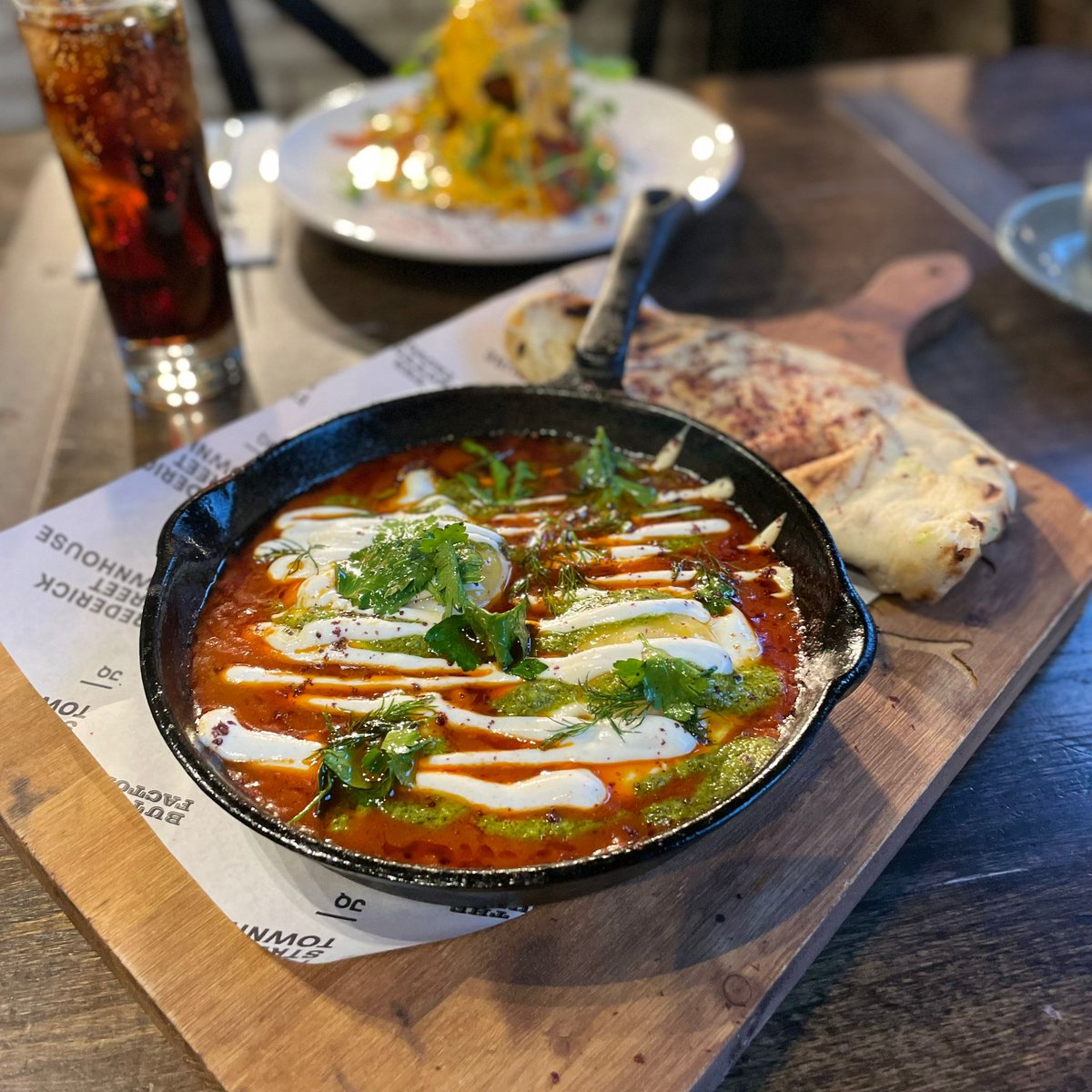 Button_Factory's tweet image. Spend tomorrow enjoying the Jewellery Quarters most delicious Brunch 🤤✨

Choose from crispy fish tacos, green chilli shakshuka, brunch stacks &amp;amp; much more.. 😍

Book today at thebuttonfactorybirmingham.co.uk/bookings/ 🙌