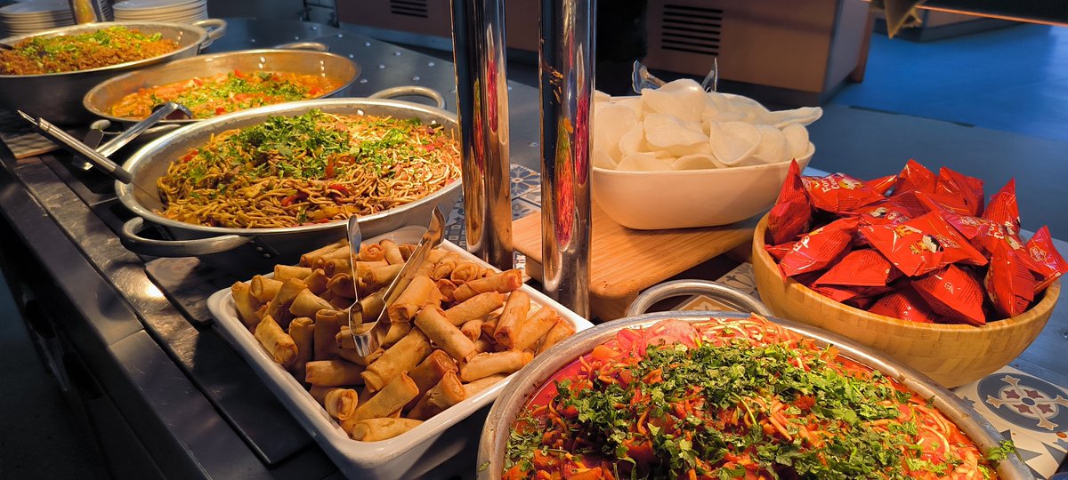 StCanopy's tweet image. At @StCanopy we celebrated the Chinese New Year this week.
@HhRgulley @StEdwardsChelt @HolroydHowe @HHsouthwest #YearOfTheDragon