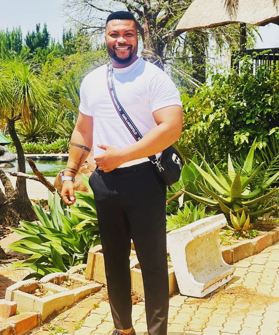 WMasegela's tweet photo. A man must be clean and smell nice✌️ https://t.co/ZKdqcH4EOU
