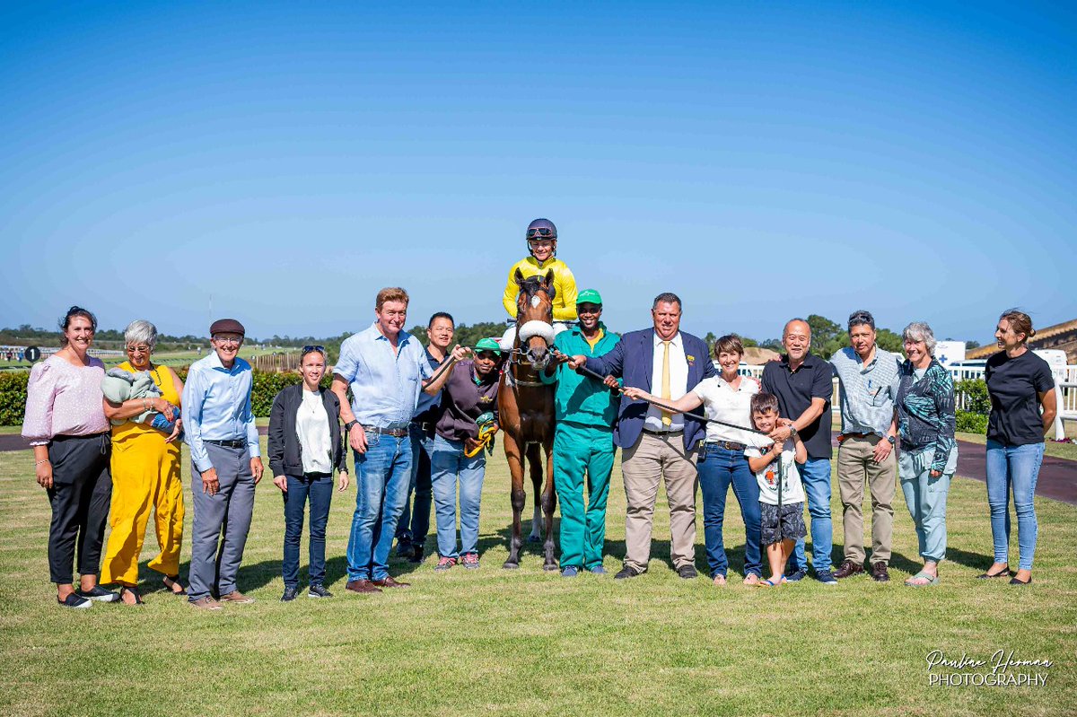 NMB_racing's tweet photo. 🏇 #FAIRVIEW 23 February - RACE 6 🏇
Listed IBHAYI STAKES
Winner ⭐FAIRY KNIGHT⭐ (Global View - Fairy Queen)
Owner: Pine Lodge Stud &amp; Halo Stables T/A Halo Syndicate
Breeder: Ascot Stud (Pty) Ltd
Trainer: Alan Greeff
Jockey: Richard Fourie

#TAB4Racing #4racing #TAB https://t.co/RO50uouGjt