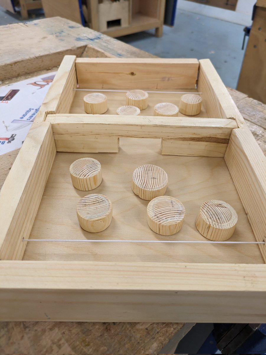 Bella in S3 completed her Slingshot Hockey table this afternoon, another fantastic piece of work from her 👌🏻