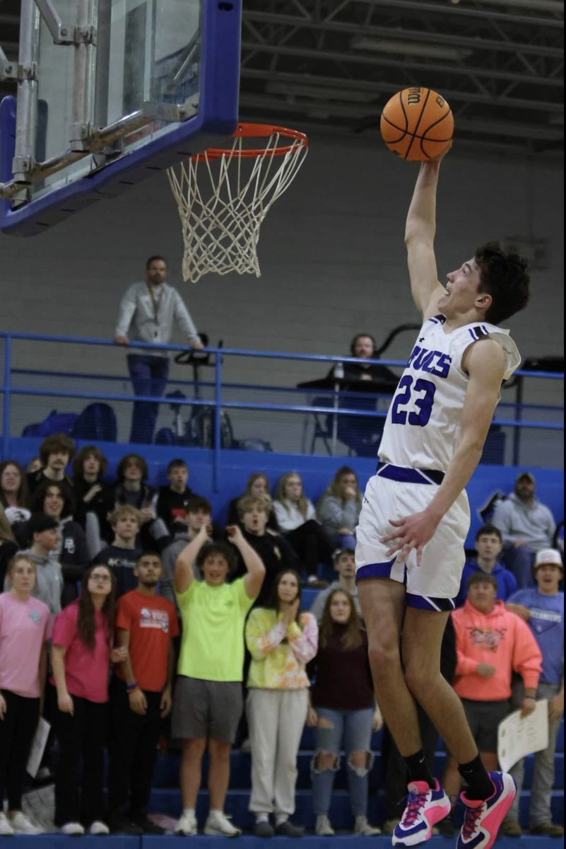 BUhoops304 tweet media