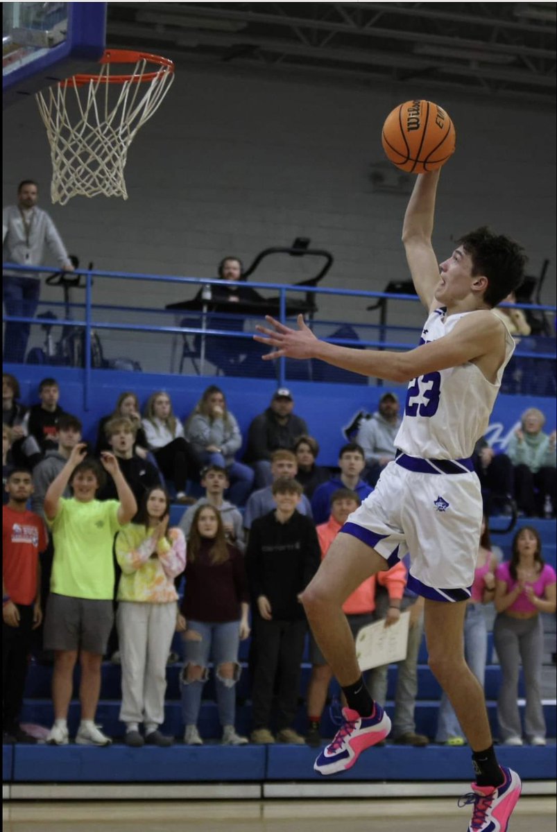 BUhoops304 tweet media