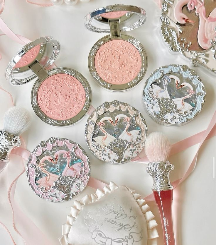 Too Faced Advent Calendar 2025 avril enrichetta