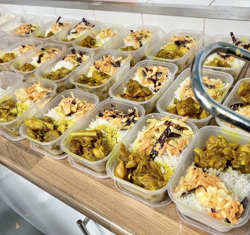 VOLUNTEERS needed! Jags Connect, a non-profit, self-help community for parents, carers &amp; teachers affected by youth violence, are looking for volunteers to help prepare or deliver their home-cooked meals from Caius House in #Wandsworth.
For more info visit docs.google.com/forms/d/1oJc2O…