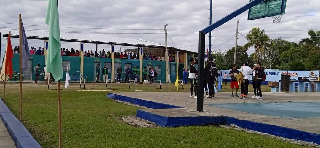 Muchas felicidades a los trabajadores del INDER y practicantes en el aniversario 63 de su creación.  Especialmente al municipio #Guane,  sede de las actividades conmemorativas en #PinardelRío #GenteQueSuma