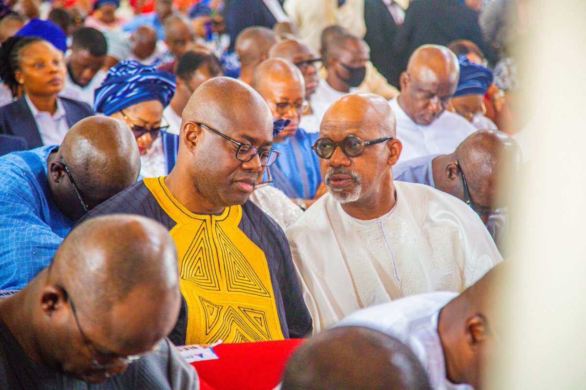 seyimakinde's tweet photo. This morning, we were in Akure for the funeral of our brother, the former Governor of Ondo Sate, Arakunrin Rotimi Akeredolu. We will remember him for the tenacity with which he pursued causes he believed in such as the Western Nigeria Security Network codenamed Amotekun. May God grant his family and loved ones the fortitude to bear this irreplaceable loss.