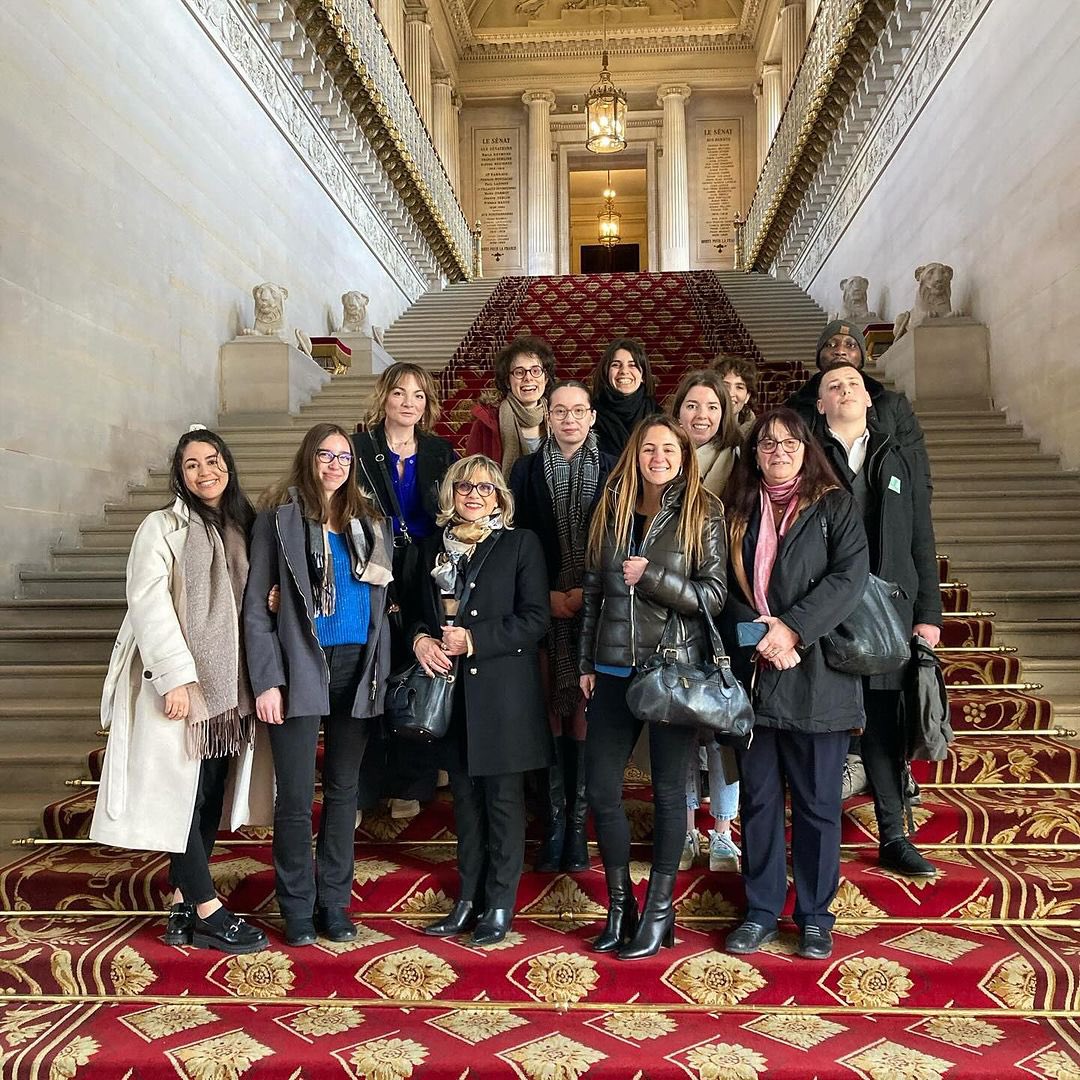 💼 VISITE DU SÉNAT POUR LES JEUNES  💼

Le 13 février dernier, la sénatrice <a href="/JocelyneGuidez/">Jocelyne Guidez</a> a convié quelques jeunes accompagnés par notre association, dont des élèves de l’Académie des AJA, à une visite guidée du <a href="/Senat/">Sénat</a> au palais du Luxembourg.

Cette journée a permis un échange