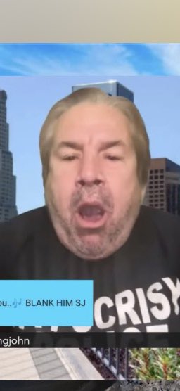 LAQ1967's tweet image. 😂