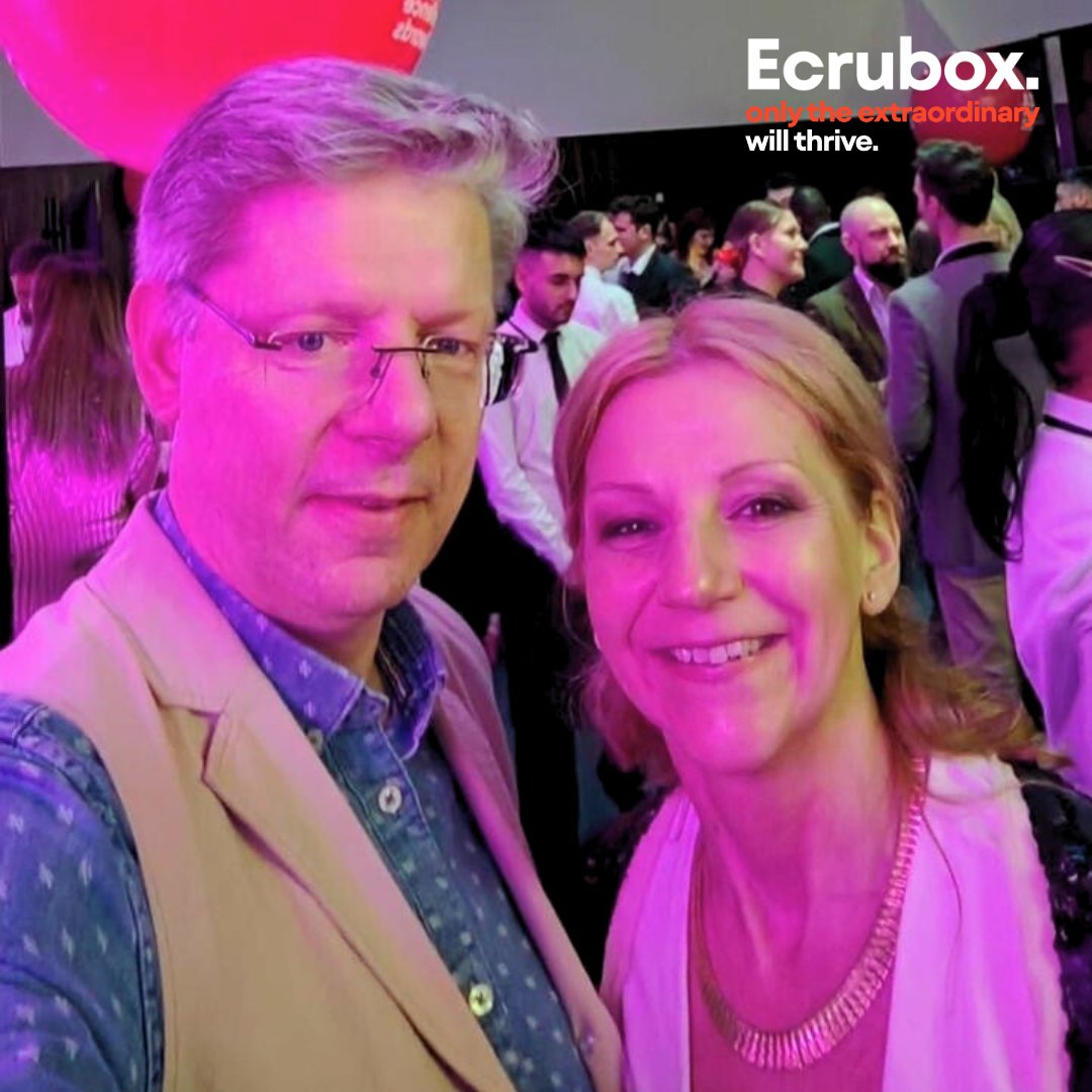 Out and about last night representing Ecrubox' eBob at the UK Digital Excellence Awards.
We are super proud to be shortlisted amongst some huge names for the Software Innovation award for our revolutionary client onboarding tool.
Thanks for a great night! @dontpanicevents