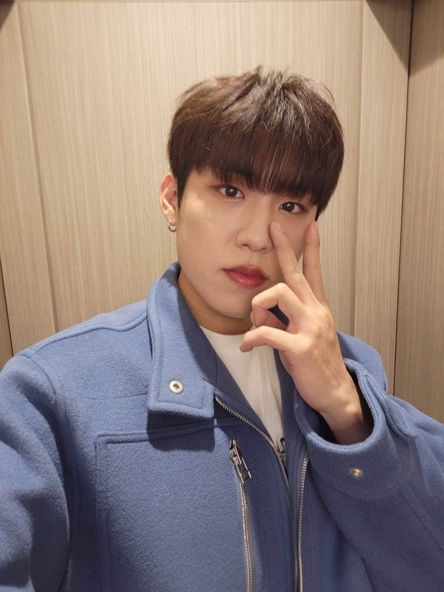AB6IX_JP's tweet photo. 【WOO JIN🐦】また来るね日本~~

#AB6IX #エイビーシックス https://t.co/YWLrB4gnss
