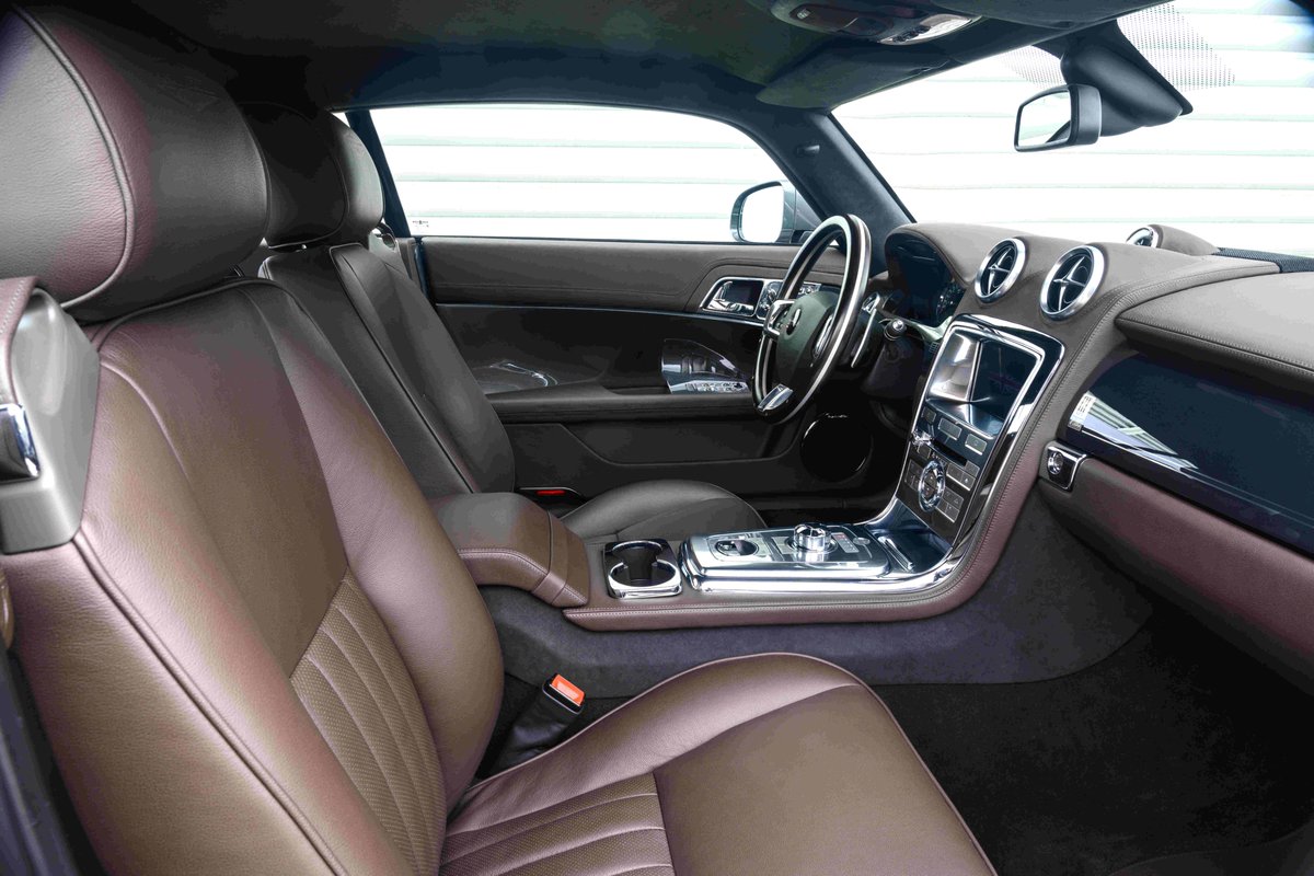 davidbrownautos's tweet photo. Unleash the art of driving sophistication. #Handbuilt #MadeInBritain #Bespoke #Speedback https://t.co/oQy82EQRHw