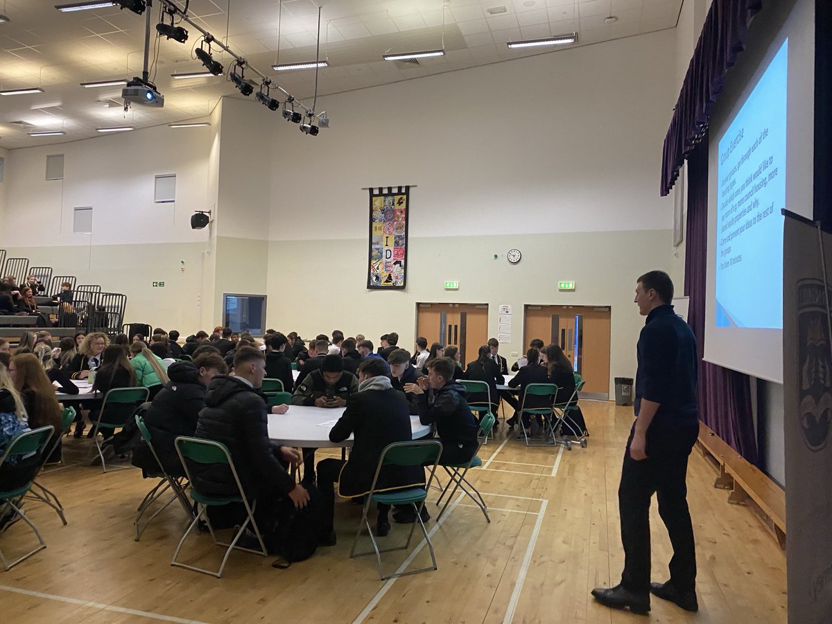 HayleyMcmaihin's tweet image. Huge thank you to Callum Wynd from Clackmannanshire Council who delivered a brilliant session with our seniors, helping them understand housing options in Clacks.
