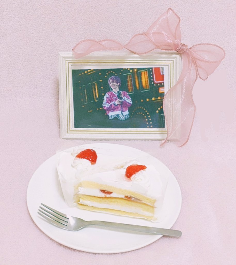 wakaba_satorinu's tweet photo. 💐  𝐻𝑎𝑝𝑝𝑦 𝐵𝑖𝑟𝑡ℎ𝑑𝑎𝑦 𝑆𝑎𝑡𝑜𝑚𝑖  🐈
　　　　𝟸𝟶𝟸𝟺.𝟸.𝟸𝟺

生まれてきてくれてありがとうございます.

この１年もさとみくんにとって笑顔溢れる幸せな日々を送れますように 𓂃 𓈒𓏸

これからもずっと大好きです🍀♡

#さとみくん
#さとみくん���生祭2024 https://t.co/WEX3h21dbS