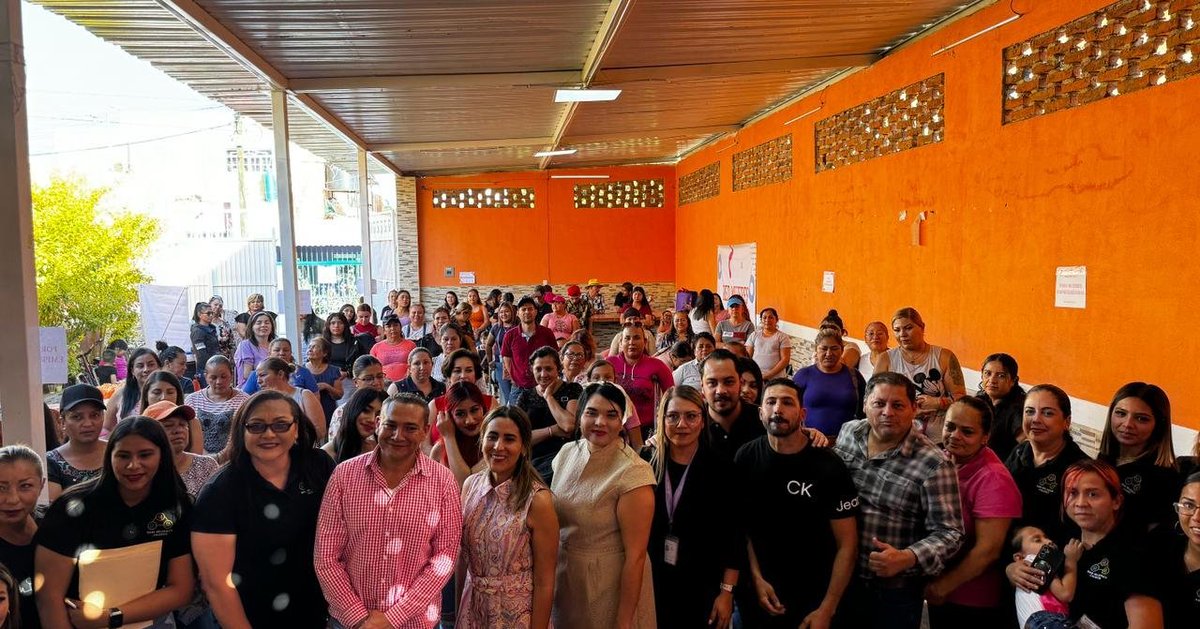 MarcosGodinezM's tweet photo. Felicidades a todas por ese deseo de siempre salir adelante y superarse, en Jalisco tenemos muchas mujeres emprendedoras. 

Gracias por la invitación. https://t.co/0jjumFuTMd
