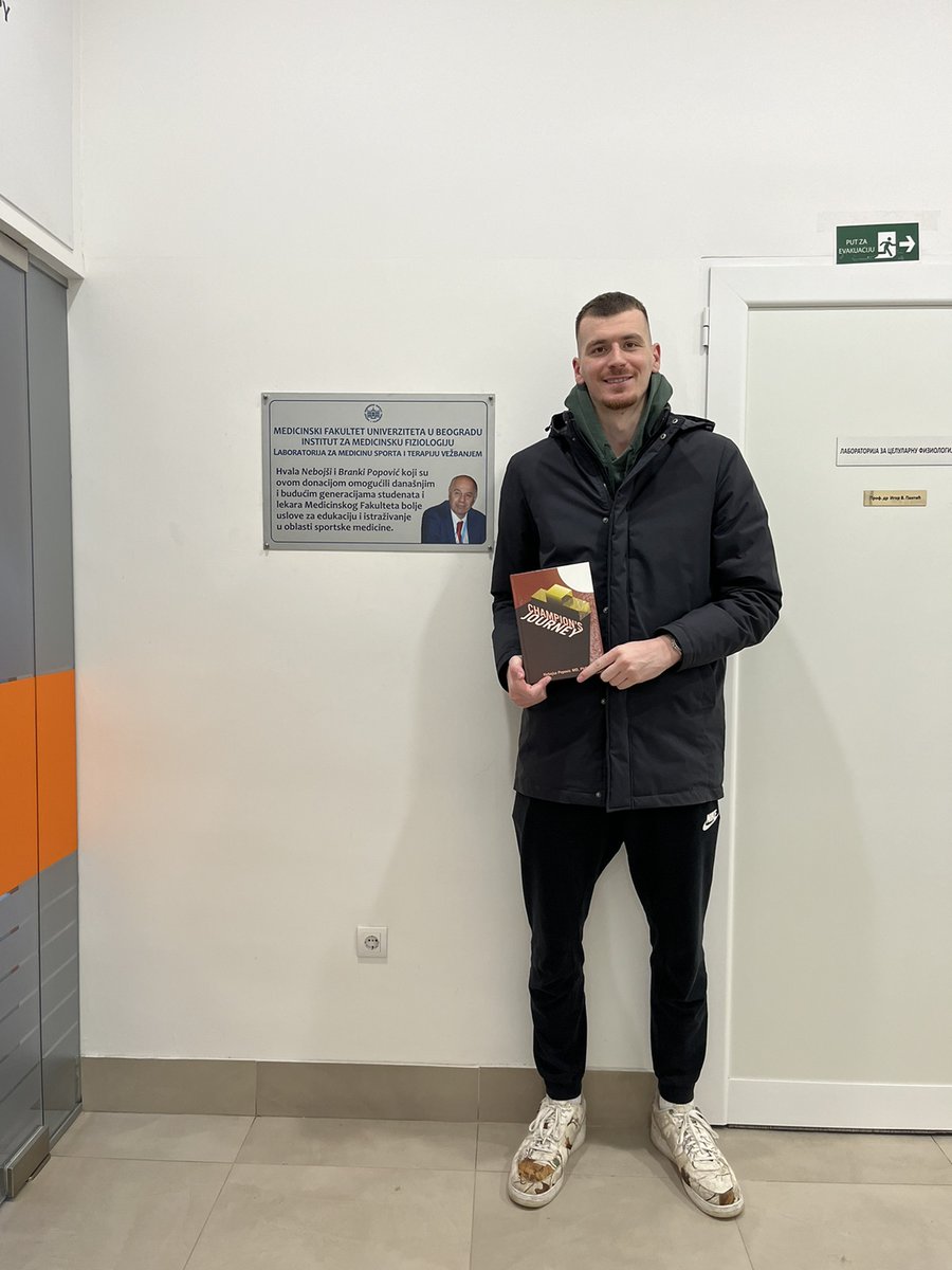 LKrzman's tweet photo. #BorisaSimanic in the house🏀🏀🏀 After serious kidney injury, Borisa completes his final medical examinations in our #UCSEM #MedicalFacultyinBelgrade as reward gets #ChampionsJourney @Popovicnebojsa4 🎖🔝🏀 #basketball #Serbia #gohardorgohome https://t.co/O2iPW8VyjC