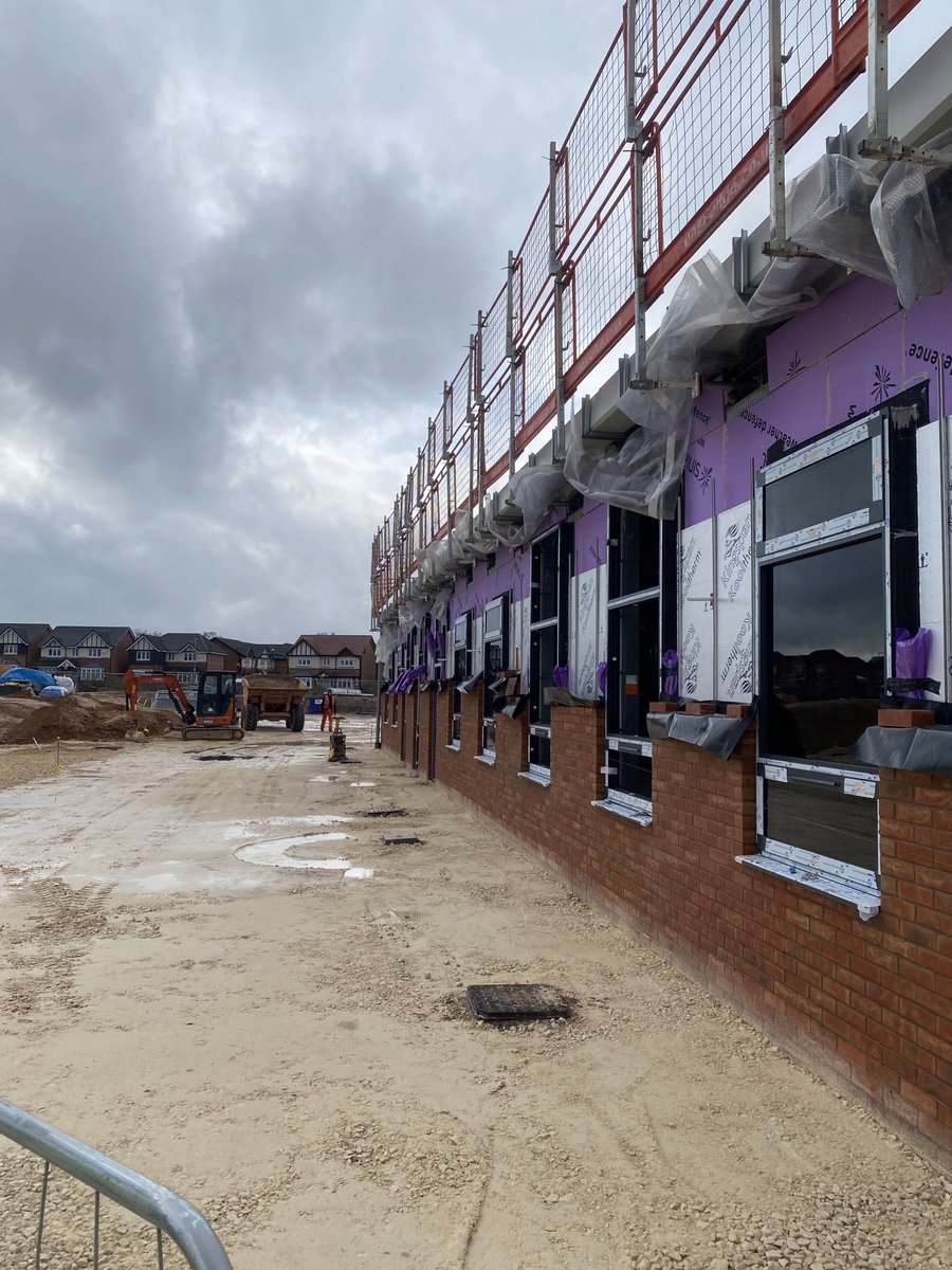 @FlyingHighTrust Ops team took a site visit earlier in the week. Exciting to see all the progress made to our school so far by @arcpartnership & @morgansindall 

#edutwitter #weareflyinghigh #FHPFlytogether #worksop